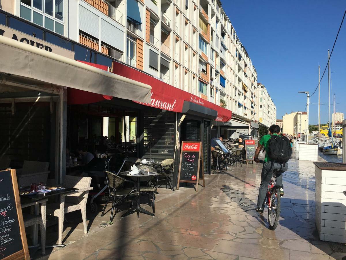 Le Suffren studio meublé Tolón Exterior foto